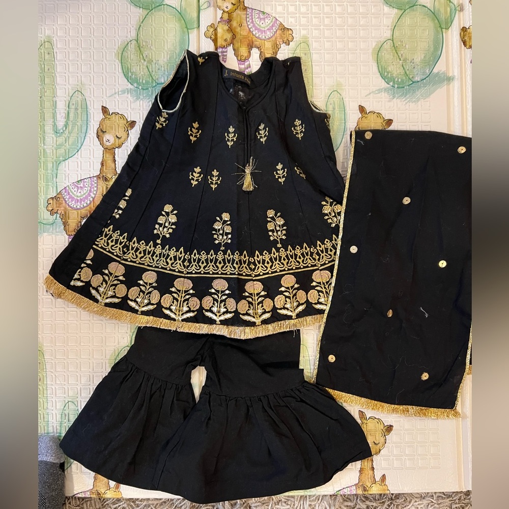 Junaid Jamshed infant set